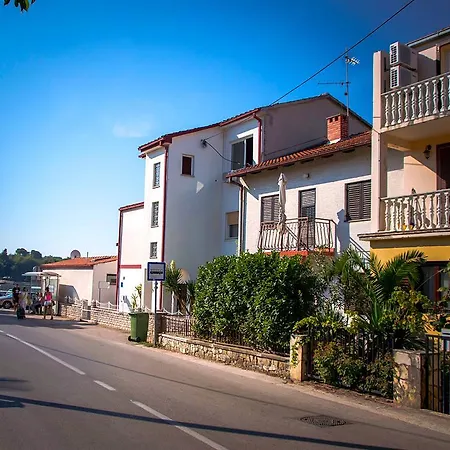 Anna Apartmán